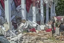 زلزال بقوة 7.7 درجة يضرب إندونيسيا ويتسبب في وفاة 20 شخصاً