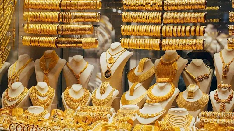 سعر الذهب يسجل تغيرات جديدة في بداية تعاملات الخميس الصباحية