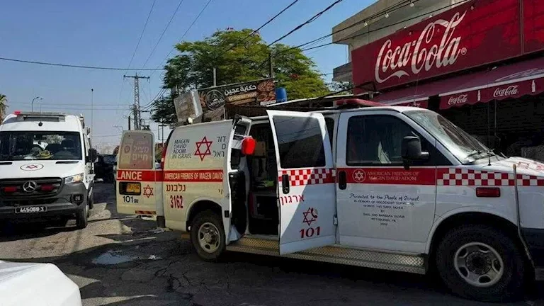 عملية طعن في العوجا بالضفة الغربية تؤدي لإصابة إسرائيلي وهروب المنفذ