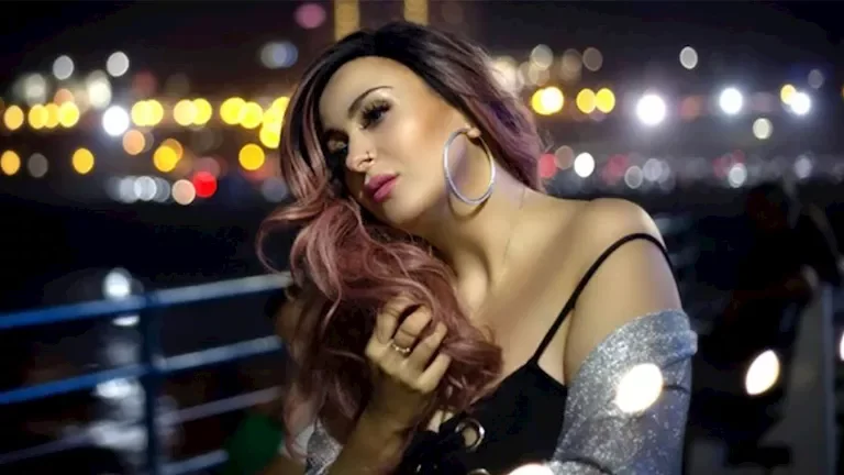 فرح يوسف: "الفن يتطلب المخاطرة وأشعر بالامتياز للعمل مع جيل الشباب"