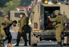 قوات الاحتلال تعتقل 15 فلسطينياً في الضفة الغربية بينهم أسرى محررون