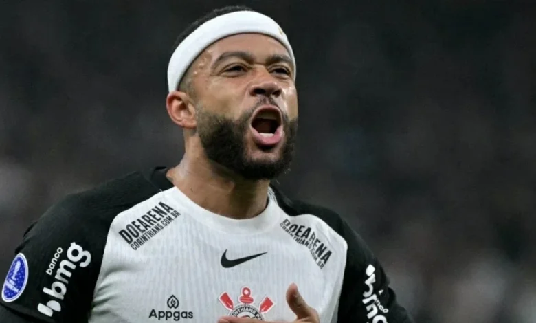 كورينثيانز ينسحب من تجديد عقد ديباي واللاعب يعد بالرد