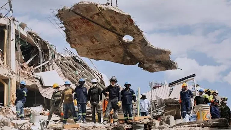 كولومبيا تواجه كارثة إنسانية بعد زلزال مدمر يسفر عن 319 قتيلاً ومئات المفقودين