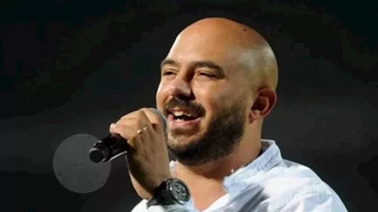 محمود العسيلي يطلق أغنية "عاملة فيها من إيجيبت" من ألبوم "نسخة الساحل"
