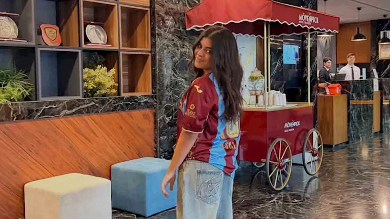 مريم أشرف زكي تساند محمد صلاح وتنشر صوراً جديدة من مباراة طرابزون