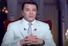مصطفى كامل: اعتذار محمد رمضان بعد خلع ملابسه في حفل الساحل بسبب "التيشيرت العرقان"