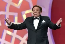 نجوم الفن المصري يتخرجون من كلية الزراعة بينهم دلال عبدالعزيز وعادل إمام