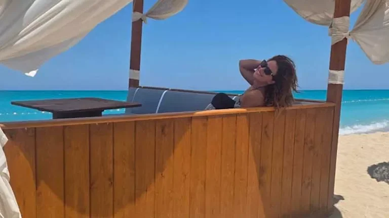 نجوم الفن يتألقون بستايلات مميزة في 24 ساعة