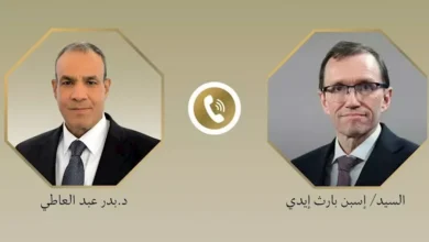 وزير الخارجية يقدم التعازي للنرويج بوفاة الملك هارالد الخامس