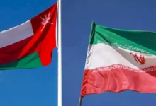 وزيرا الخارجية العماني والإيراني يبحثان استئناف الحوار وتطورات الملاحة في مضيق هرمز