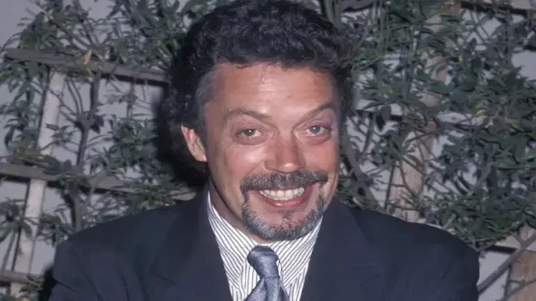 وفاة نجم السينما العالمية تيم كاري عن 80 عاماً