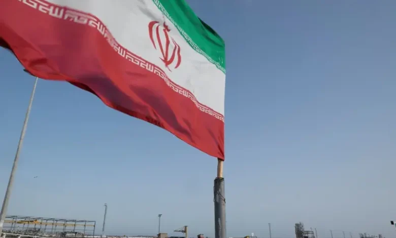 إيران والإمارات: تجدد الخلاف حول الجزر الثلاث ومضيق هرمز