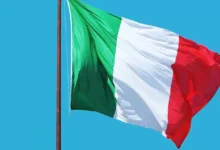 إيطاليا تعزز قواتها البحرية لحماية سفنها في باب المندب