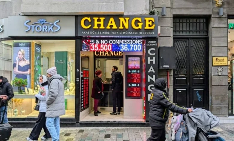 اتساع العجز التجاري التركي بنسبة 22.3% في أغسطس ليصل إلى 5.2 مليار دولار