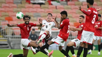 الإمارات تضع حامل اللقب في مأزق الخروج المبكر