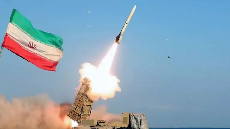 الحرس الثوري يسقط طائرة مسيرة أمريكية من طراز MQ-1 في مضيق هرمز