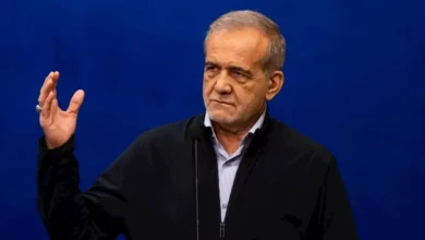 الرئيس الإيراني يؤكد دعم المرشد الأعلى للمقترح الجديد حول مضيق هرمز