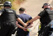 القبض على 5 أشخاص وإخلاء 85 أسرة إثر حادث في قاعدة "فيرفورد" البريطانية