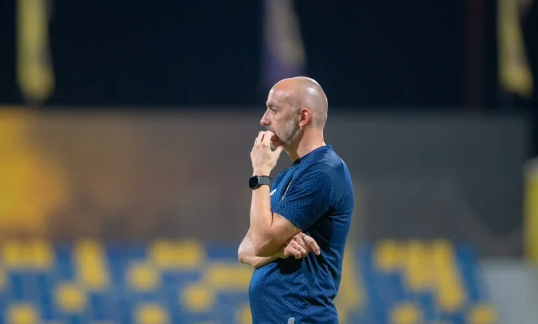 الهلال يسجل سداسية ويقيل مدرب التعاون
