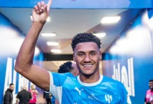 الهلال يلتقي نيوم لتعزيز موقعه في الصدارة