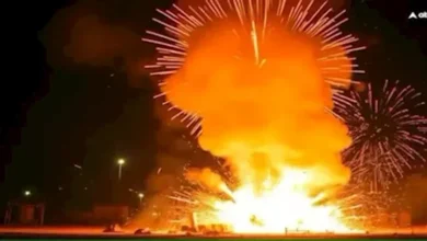 انفجار ألعاب نارية داخل قاعدة عسكرية في بوليفيا يسفر عن عشرات الضحايا