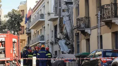 انفجار يتسبب في انهيار مبنى سكني في أثينا ويؤدي إلى مفقودين وإصابات