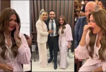 بكاء صابرين وظهور والدتها في عقد قران نجلها بالصور