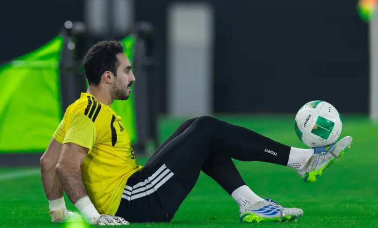 دونيس يعزز التحضيرات التكتيكية قبيل انطلاق كأس الخليج