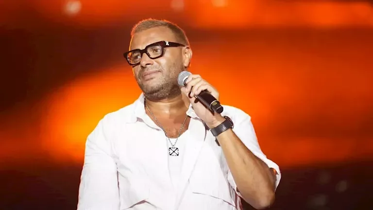 رامي صبري يهنئ عمرو دياب بعد تحقيقه إنجاز "جينيس": "دائمًا ممتعنا ونفتخر بك"