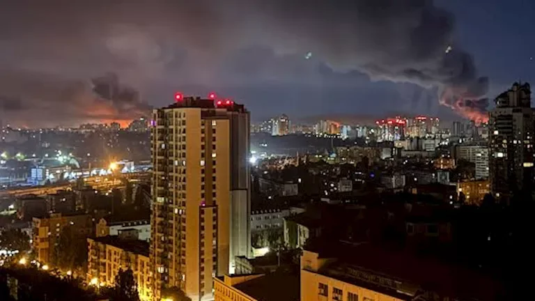 روسيا تعلن إحباط هجوم بطائرات مسيّرة أوكرانية على عدة مناطق باستخدام 1110 طائرات