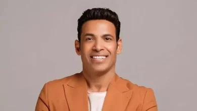 سعد الصغير يحتفل بعيد ميلاد رضا البحراوي بتقديم ورد وتورتة