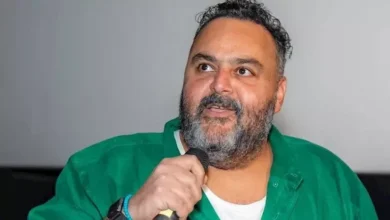 شيكو يعبر عن فخره بعد تكريمه في مهرجان الغردقة لسينما الشباب