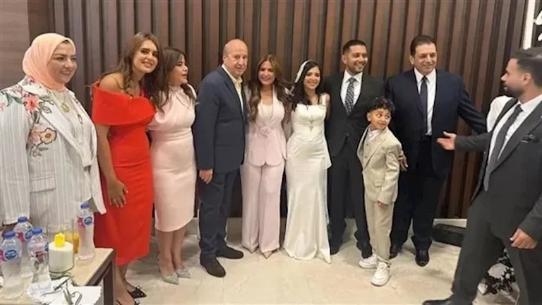 صابرين تحتفل بعقد قران نجلها نور وسط أجواء مفعمة بالفرح والأصدقاء