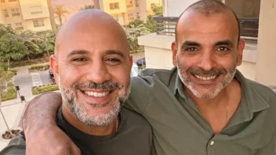 عزيز الشافعي يشارك صورة مع أيمن بهجت قمر بعد القبض على ملحن معروف