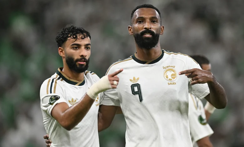 عُمان: البريكان يواصل التألق في شباك الخصوم