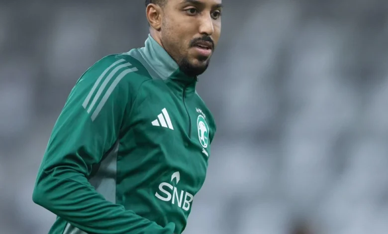 غياب الدوسري وتأخر انضمام نجوم 6 أندية عن صفوف المنتخب الوطني