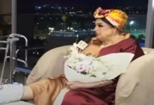 فيفي عبده تظهر مجددًا بعد إصابتها بكسر في القدم - تفاصيل وصور