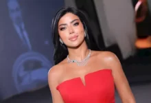 كارولين عزمي تحتفل بتكريمها عن فيلم "محمود التاني" في "ديرجست"