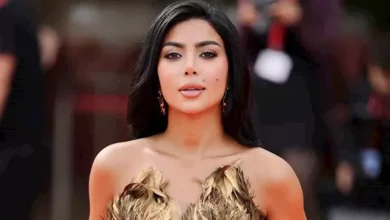 كارولين عزمي تعبر عن سعادتها بتكريمها بوسام العطاء الوطني عقب نجاح مسلسل رأس الأفعى