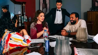 كواليس أحدث حلقات مسلسل "خمسين/خمسين" تظهر تميز الأداء الفني