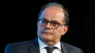محافظ بنك فرنسا: عدم الاعتماد على المركزي الأوروبي في معالجة أزمة الديون