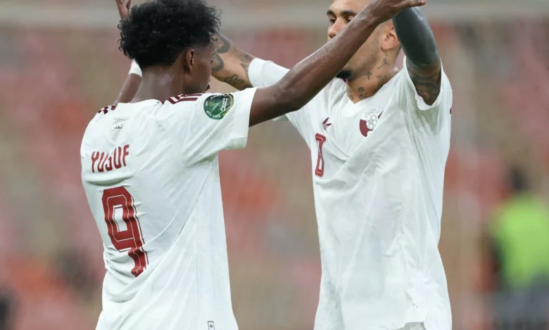 مدرب منتخب قطر يؤكد: سنواجه الجميع بعزيمة الفوز