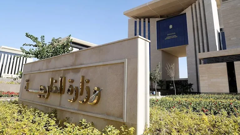 مصر تعبر عن إدانتها للهجمات على المدن السعودية وتؤكد تضامنها مع المملكة