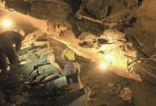 مصرع 11 شخصاً وإصابة 30 آخرين جراء انهيار منجم تعدين في ولاية البحر الأحمر بالسودان