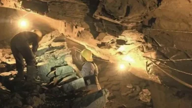 مصرع 11 شخصاً وإصابة 30 آخرين جراء انهيار منجم تعدين في ولاية البحر الأحمر بالسودان