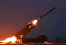 مقتل وإصابة 8 أشخاص جراء هجوم روسي بالصاروخ الباليستي على كييف