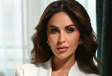 مي سليم تتألق ببدلة بيضاء قصيرة في أحدث إطلالة لها - صور