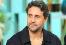 هشام ماجد يعبر عن سعادته بعرض "خيال مريض" في العاصمة الجديدة ويؤكد على جمال المسرح بروحه الجماعية