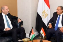 وزير الخارجية العراقي يبحث مع نظيره الأردني تنفيذ خطة غزة