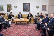 وزير الخارجية المصري يؤكد تقدير بلاده للتطور الإيجابي في العلاقات مع سنغافورة